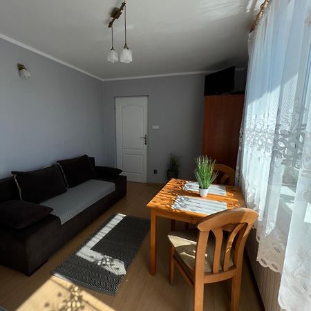 Ferienwohnung Pokoje U Kamy Stolpmünde Exterior foto