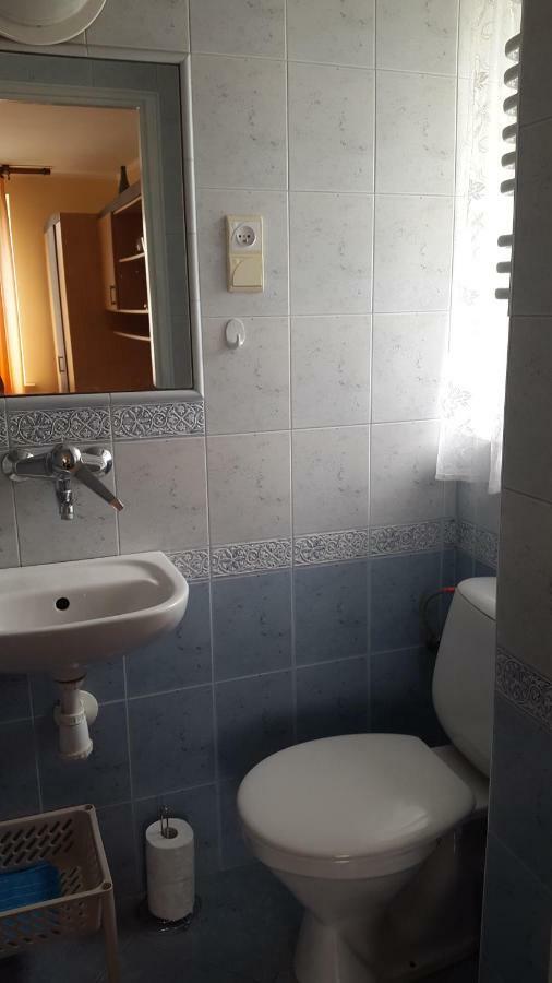 Ferienwohnung Pokoje U Kamy Stolpmünde Exterior foto